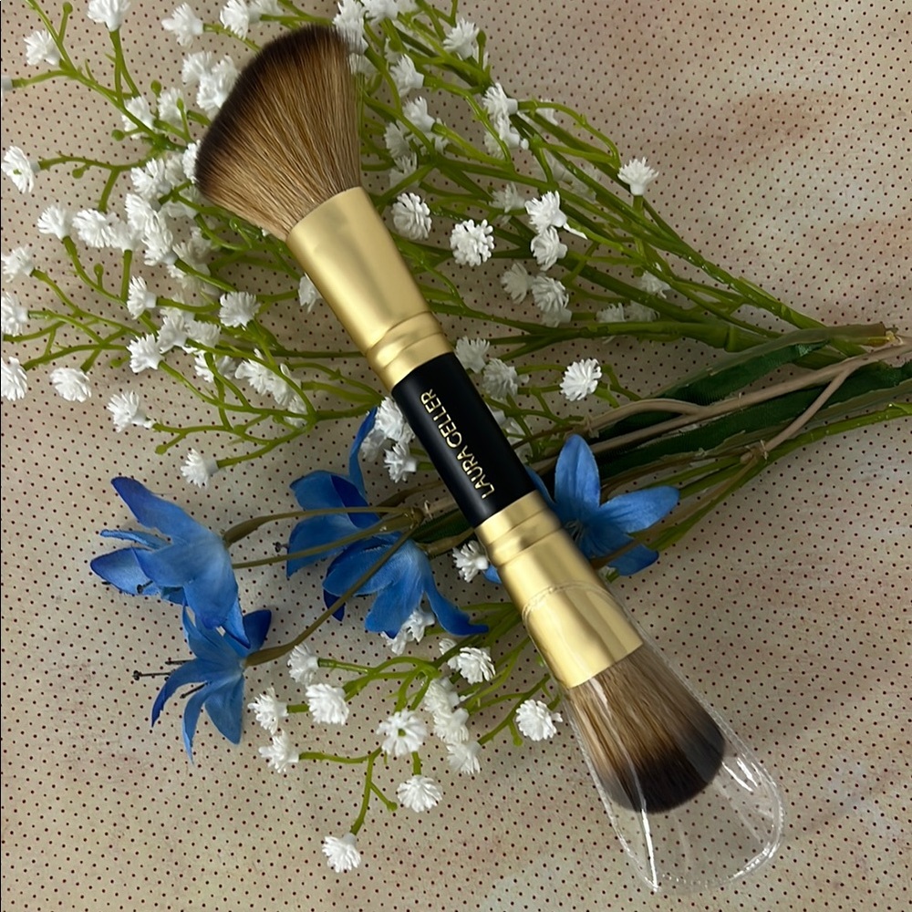 Laura Geller Dual-Ended Blush and Bronzer Brush Gold and Black New in Package